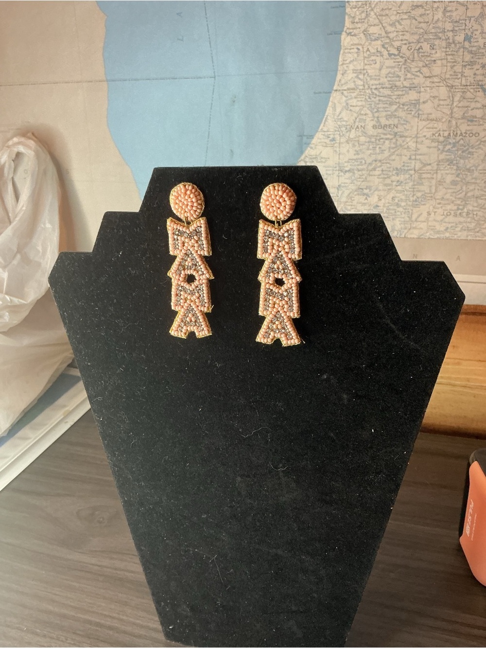 Plunder Mama Pink Beaded Drop Earrings NWT - Picture 4 of 7